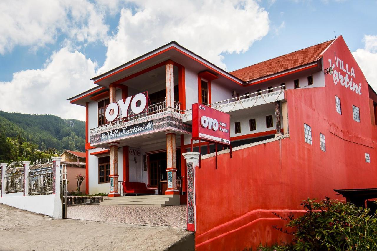 Oyo 1520 Hotel Kartini Tarutung Exterior foto